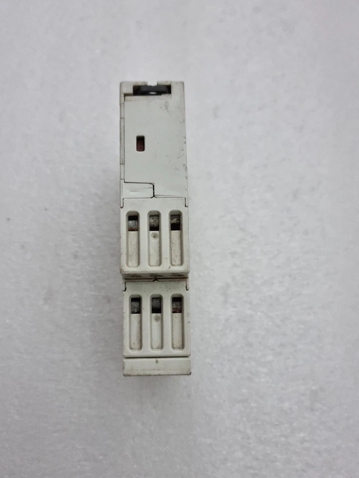 EBERLE SBM-3 MULTIFUNCTION TIMER RELAY 0.1s-100h 12-240V AC/DC